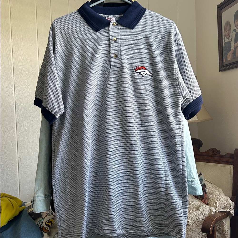 BUNDLE of 6 men’s polo shirts